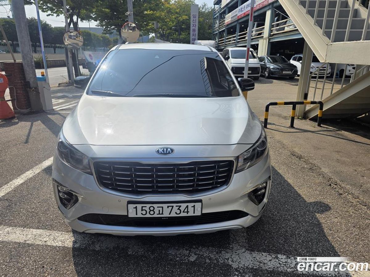 Kia Canival