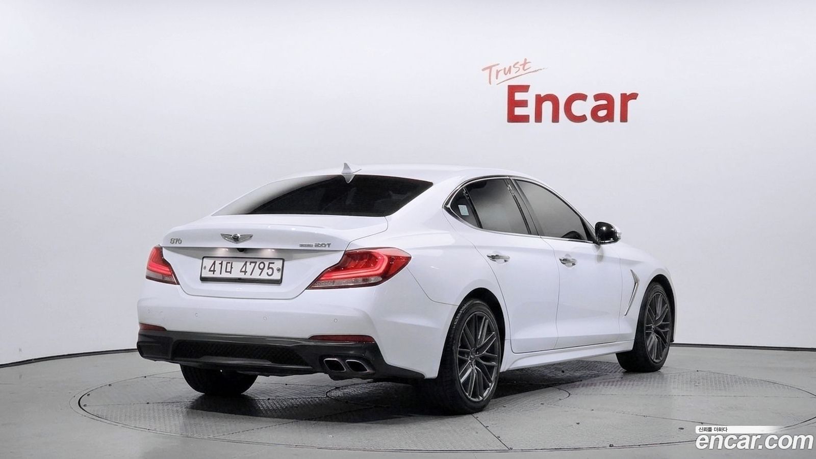 Genesis G70